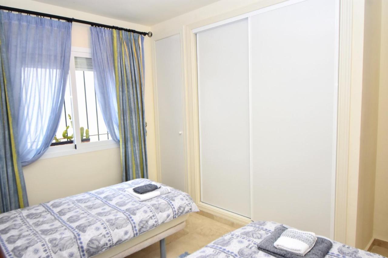 Beautiful Apt With Golf & Lake Views Mijas Golf Fuengirola Eksteriør billede